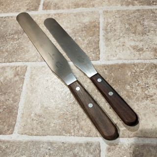 ビクトリノックス(VICTORINOX)のパレットナイフ（20cm一本、チミー様）(調理道具/製菓道具)