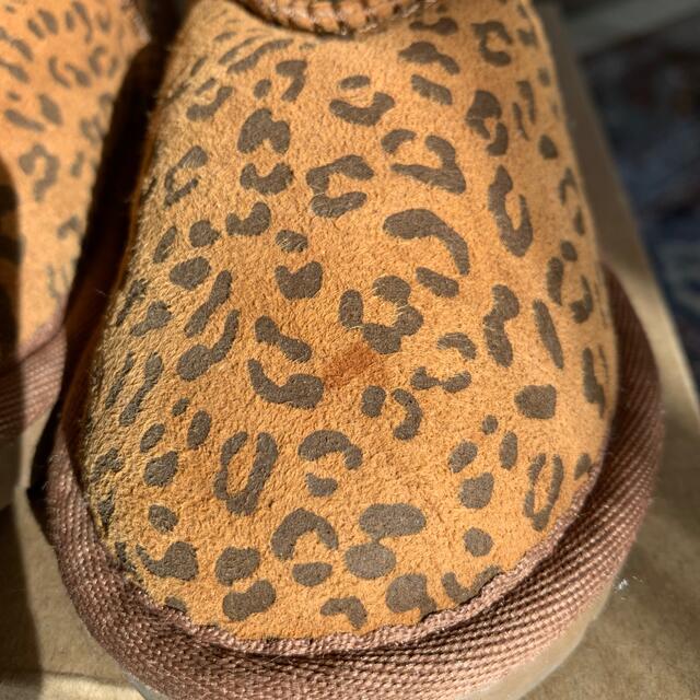 UGG(アグ)のアグのリボン🎀付　キッズブーツ　16 キッズ/ベビー/マタニティのキッズ靴/シューズ(15cm~)(ブーツ)の商品写真