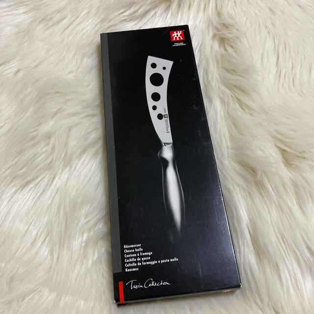 Zwilling J.A. Henckels(ツヴィリングジェイエーヘンケルス)の新品　ツヴィリング　チーズナイフ インテリア/住まい/日用品のキッチン/食器(調理道具/製菓道具)の商品写真