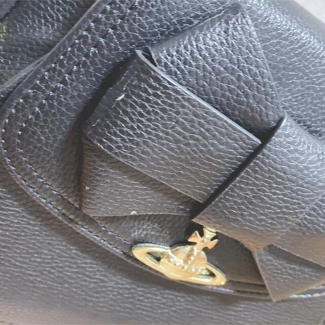 Vivienne Westwood(ヴィヴィアンウエストウッド)のVivienne Westwood ショルダーバック　鞄 レディースのバッグ(ショルダーバッグ)の商品写真
