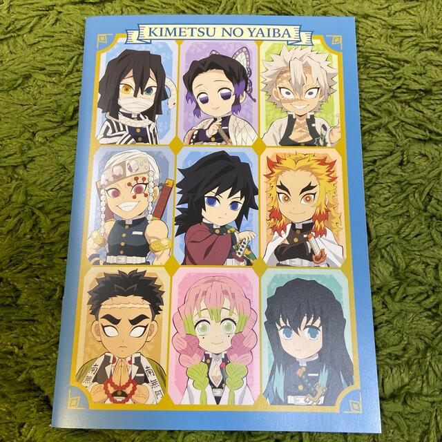 人気☆くら寿司コラボ鬼滅の刃ノート2冊、冨岡義勇缶バッジ、禰󠄀豆子箸置きのセット エンタメ/ホビーのおもちゃ/ぬいぐるみ(キャラクターグッズ)の商品写真