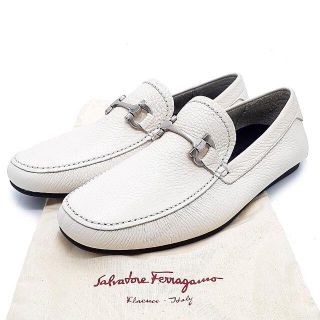 サルヴァトーレフェラガモ(Salvatore Ferragamo)の超美品 サルヴァトーレフェラガモ ローファー ガンチーニ 01-21112948(スリッポン/モカシン)