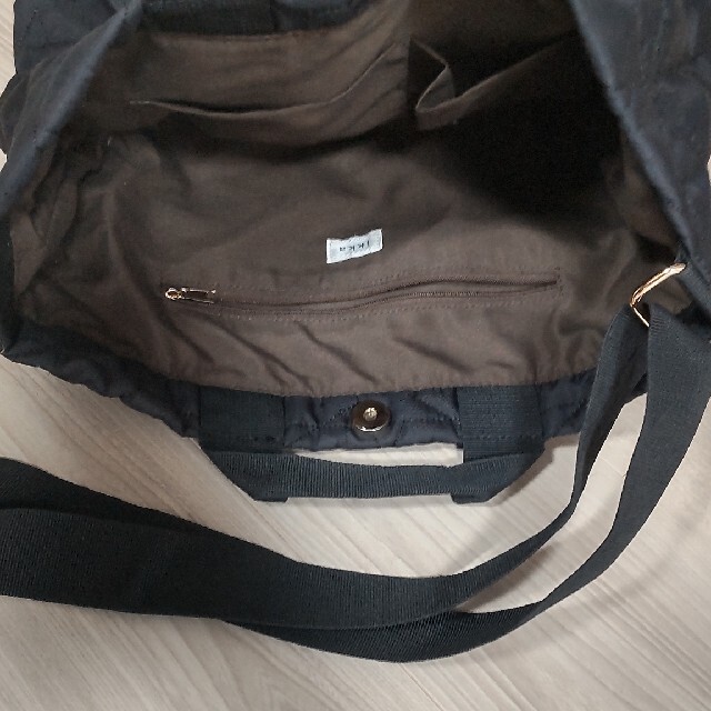 ikka(イッカ)のikka ショルダーバック(黒) メンズのバッグ(ショルダーバッグ)の商品写真