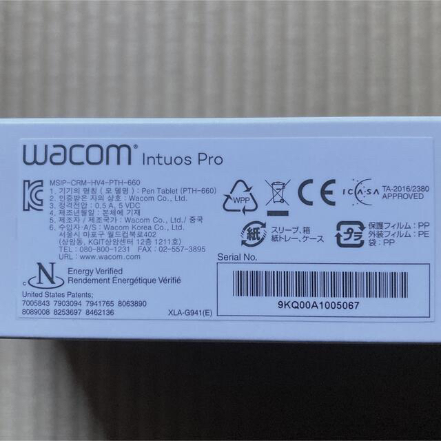 Wacom(ワコム)のワコム ペンタブレット Intuos Pro Medium PTH-660/K0 スマホ/家電/カメラのPC/タブレット(PC周辺機器)の商品写真