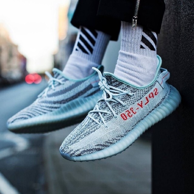 メール便可/取り寄せ YEEZY BOOST 350 V2 BLUE TINTアディダス