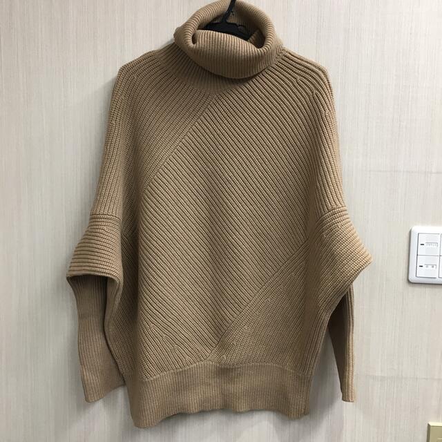 レディースアパルトモン   タートルネック Asymmetry Knit◆  ベージュ