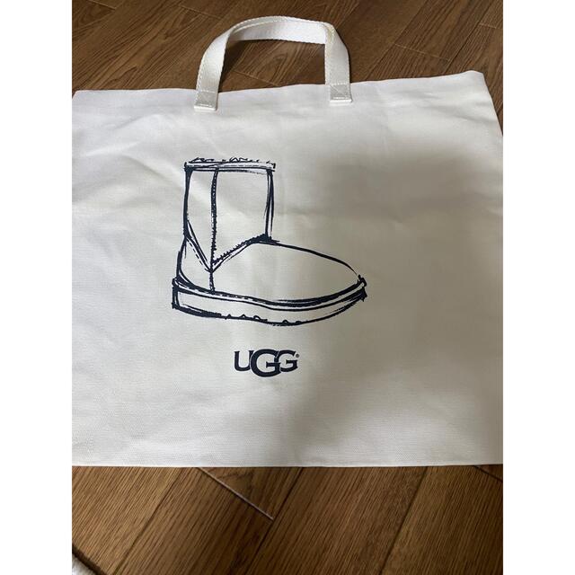 Ugg アグ シルバーメタリック　トートバッグ　バックポーチ付