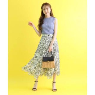 【新品未使用】リランドチュール 配色レースフレアスカート