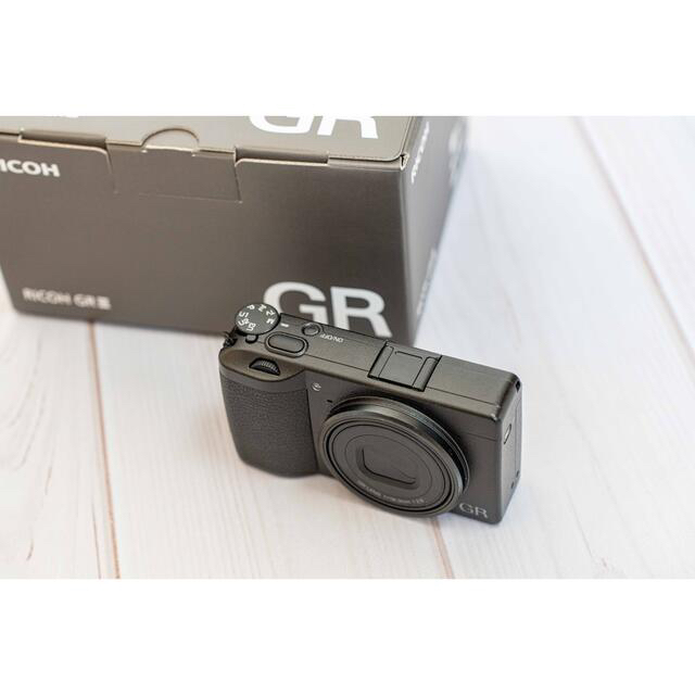 RICOH(リコー)のRICOH GR3 長期保証有り スマホ/家電/カメラのカメラ(コンパクトデジタルカメラ)の商品写真