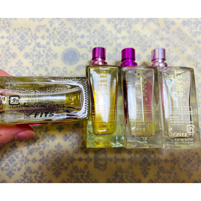 JEANNE ARTHES(ジャンヌアルテス)のSWEET sixteenシリーズ 香水 バラ売り コスメ/美容の香水(香水(女性用))の商品写真