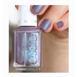 エッシー(Essie)の【限定・レア品番】１本　essie nail color(マニキュア)