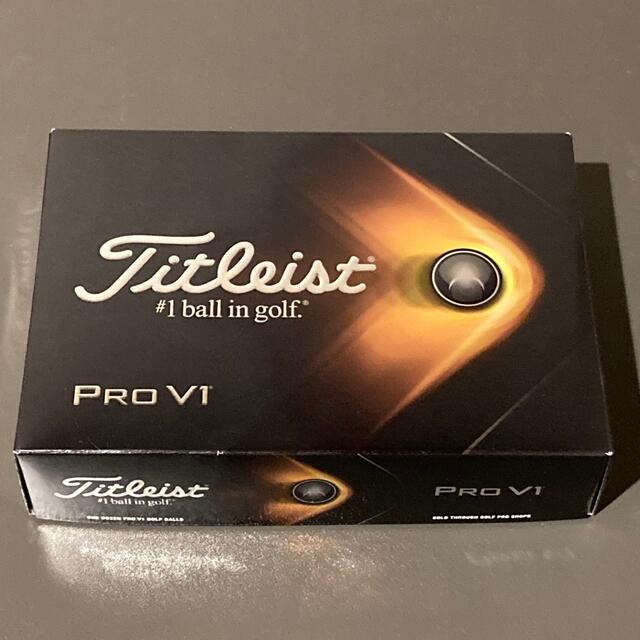 Titleist(タイトリスト)の⛳️タイトリスト TITLEIST ゴルフボール PRO V1 ダース（12個） スポーツ/アウトドアのゴルフ(その他)の商品写真