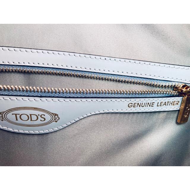 TOD'S(トッズ)の未使用　新品　TOD'S  トッズ　レザー　トートバッグ　ライトブルー レディースのバッグ(ハンドバッグ)の商品写真
