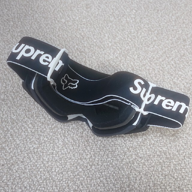 Supreme(シュプリーム)のsupreme Fox Racing VUE Goggles black スポーツ/アウトドアのスポーツ/アウトドア その他(ウインタースポーツ)の商品写真