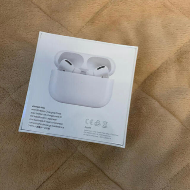 低価好評】 Apple - 美品 AirPods Pro MWP22J/A 購入領収書あり国内