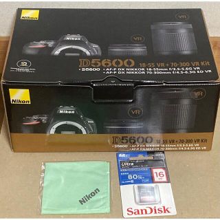 ニコン(Nikon)のNikon デジタル一眼レフカメラ D5600 ダブルズームキット(デジタル一眼)