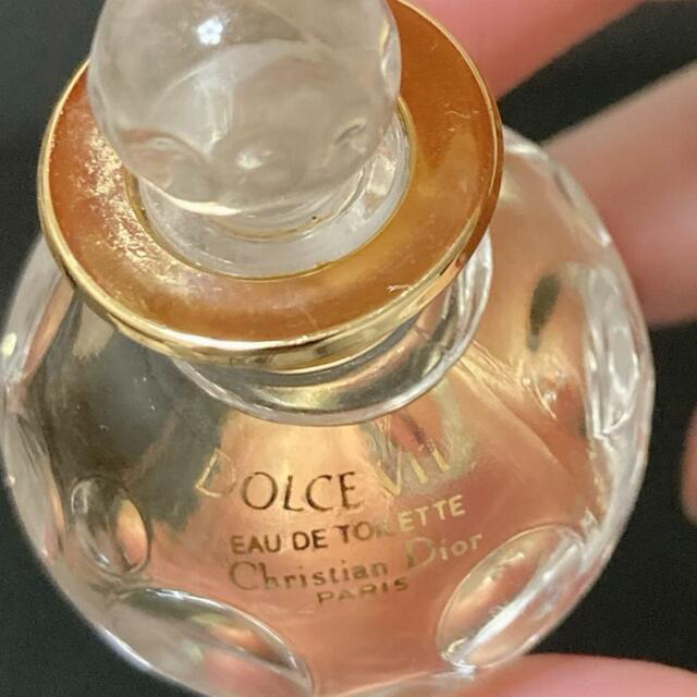 Christian Dior(クリスチャンディオール)の新品　2個セット Dior オードゥ パルファンとDiorドルチェ・ヴィータ香水 コスメ/美容の香水(香水(女性用))の商品写真