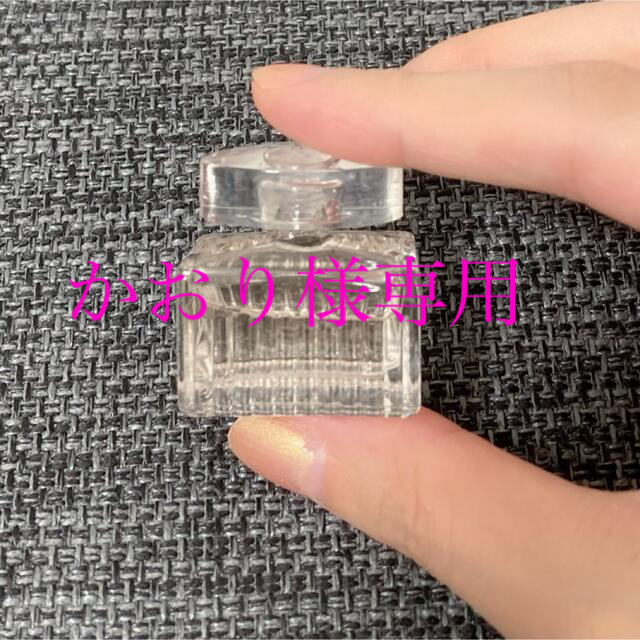 Chloe(クロエ)の【新品未使用】Chloe クロエ ローズドクロエ オードトワレ 香水 5ml  コスメ/美容の香水(香水(女性用))の商品写真