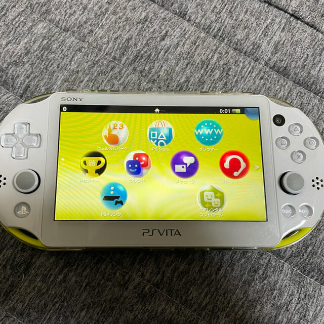 PlayStation®VitaPCH-2000Wi-Fiモデル ライムグリーン