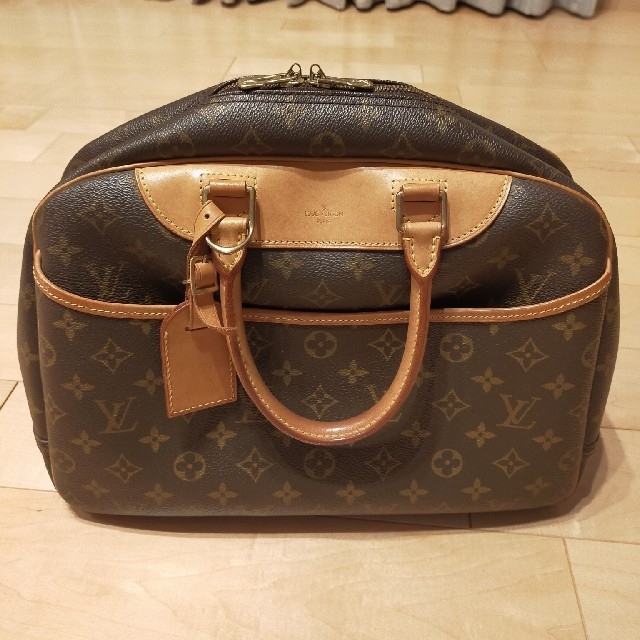 【10%OFF】 LOUIS VUITTON - 匿名配送 ヴィトン ドーヴィル ハンドバッグ 【10%OFF】 LOUIS VUITTON - 匿名配送 ヴィトン ドーヴィル ハンドバッグ