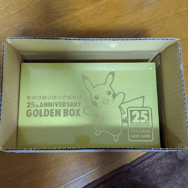 ポケモン(ポケモン)の25th anniversary golden box エンタメ/ホビーのトレーディングカード(Box/デッキ/パック)の商品写真