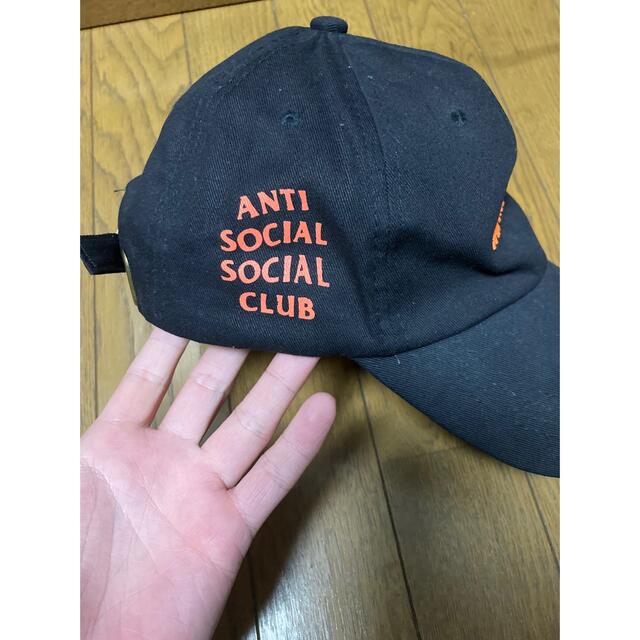 UNDEFEATED(アンディフィーテッド)のキャップ ANTI SOCIAL SOCIAL CLUB UNDEFEATED メンズの帽子(キャップ)の商品写真