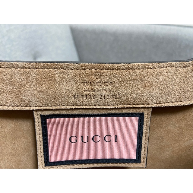 Gucci(グッチ)のGUCCI グッチゴースト REAL ショルダーバッグ メンズのバッグ(ショルダーバッグ)の商品写真