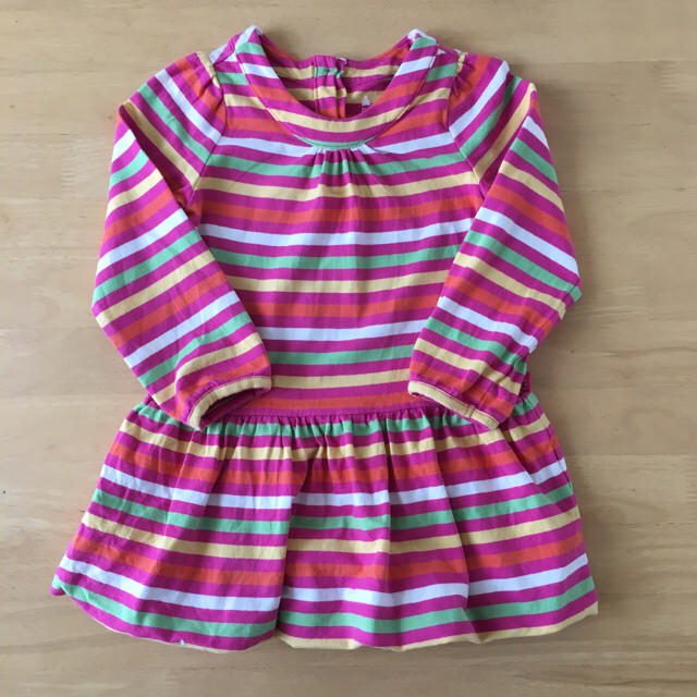 babyGAP(ベビーギャップ)のbabyGap ワンピース 90センチ キッズ/ベビー/マタニティのキッズ服女の子用(90cm~)(ワンピース)の商品写真