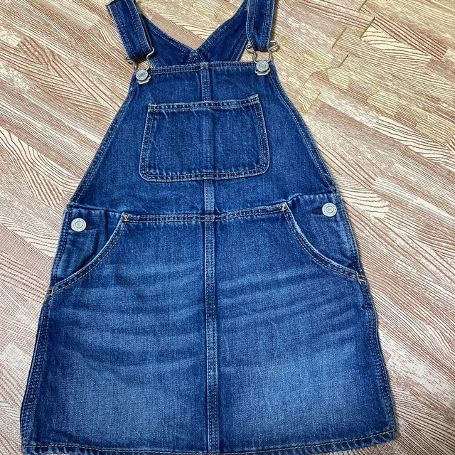 babyGAP(ベビーギャップ)のジャンパースカート　gap キッズ/ベビー/マタニティのキッズ服女の子用(90cm~)(スカート)の商品写真