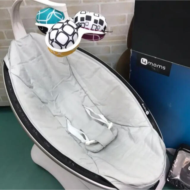 【綺麗】新生児　4moms mamaRoo4.0 ママルー4.0 電動バウンサー