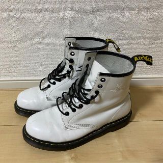 ドクターマーチン(Dr.Martens)のドクターマーチン　白　ブーツ(ブーツ)