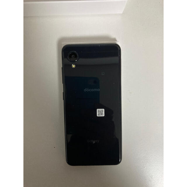 サムソン　Galaxy A22 5G SC-56B ブラック　新品 スマホ/家電/カメラのスマートフォン/携帯電話(スマートフォン本体)の商品写真