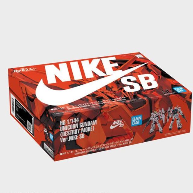 【セット】nike sb x ユニコーンガンダム　バンシィ