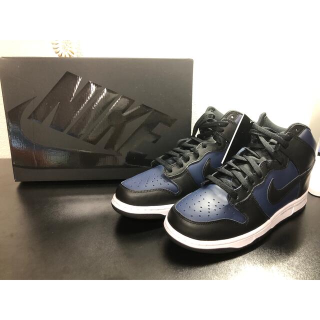 NIKE(ナイキ)のNIKE dunk high ダンクハイ　フラグメント　28cm メンズの靴/シューズ(スニーカー)の商品写真