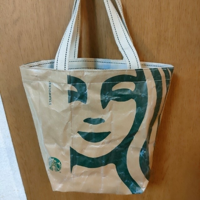 Starbucks Coffee(スターバックスコーヒー)のスタバ紙袋リメイクバッグ ハンドメイドのファッション小物(バッグ)の商品写真