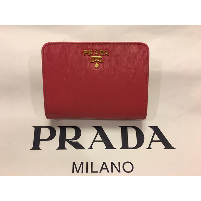 PRADA(プラダ)のPRADA プラダ 二つ折り財布 ピンク 新品 未使用 レディースのファッション小物(財布)の商品写真