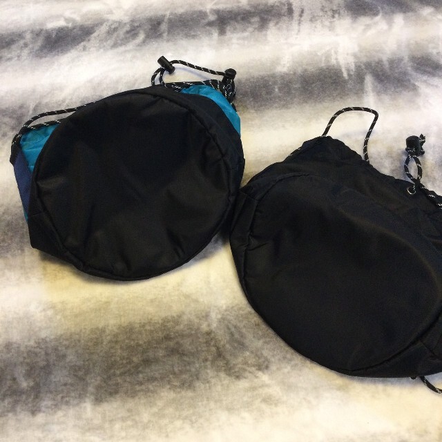 GU(ジーユー)の黒のみ　専用巾着ショルダー レディースのバッグ(ショルダーバッグ)の商品写真