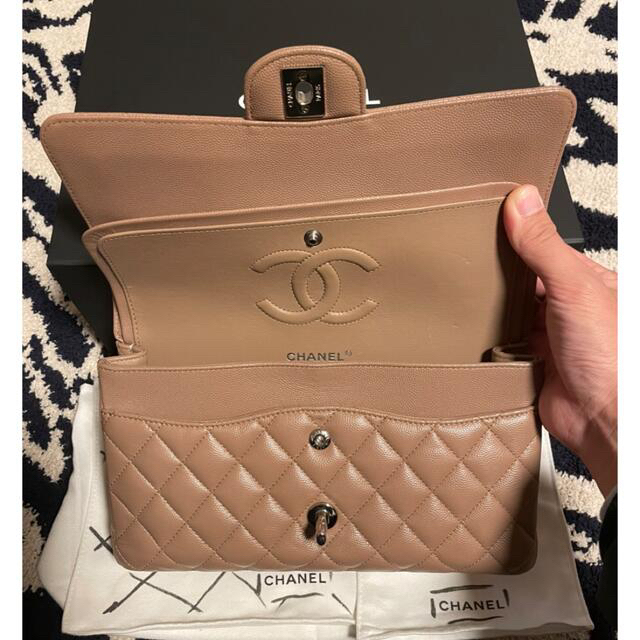 CHANEL(シャネル)のシャネル　マトラッセ　シルバーチェーン レディースのバッグ(ショルダーバッグ)の商品写真