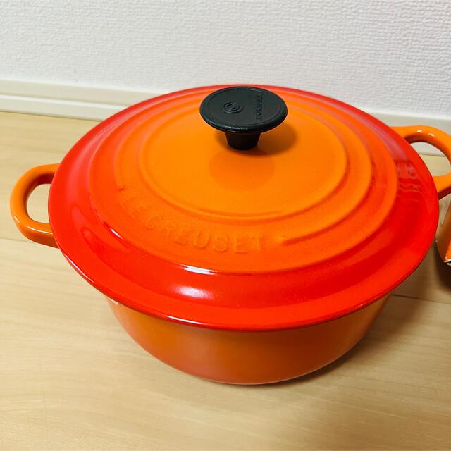 LE CREUSET - ル・クルーゼ 20cm ココット・ロンド オレンジ 箱・取説