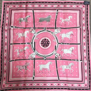 Hermes - HERMES エルメス マーブルシルク バンダナ カレ55 馬着