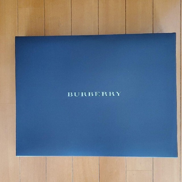 BURBERRY - BURBERRY バスタオル１枚 フェイスタオル２枚 ベージュ