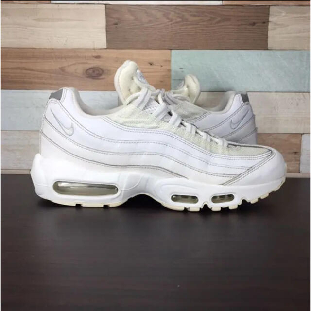 NIKE AIR MAX95 ESSENTIAL 26㎝ メンズの靴/シューズ(スニーカー)の商品写真