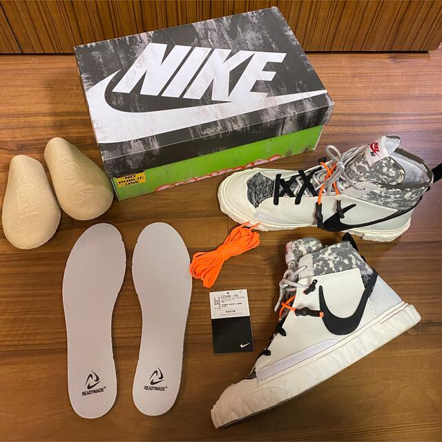 NIKE 値下げ交渉不可　SALE