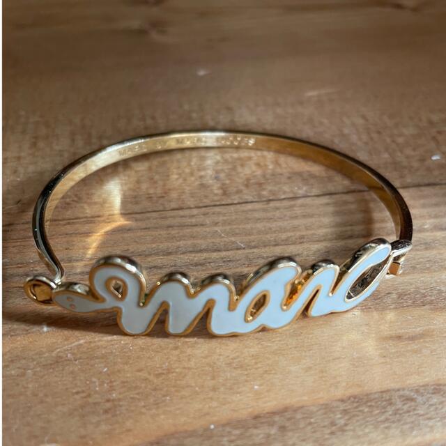 MARC BY MARC JACOBS(マークバイマークジェイコブス)のMARC BY MARC JACOBS マークバイマークジェイコブス　バングル レディースのアクセサリー(ブレスレット/バングル)の商品写真