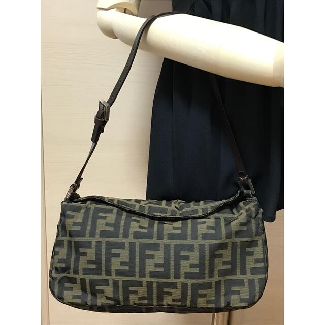 ランキングや新製品バッグFENDI◇ハンドバッグ/-/BLK/総柄/F柄/ズッカ柄/ショルダーバッグ/ワン
