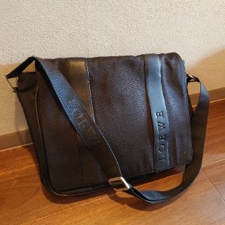 ロエベ(LOEWE)のLOEWE☆メッセンジャーバッグ☆パソコン☆ビジネス☆ブラック☆ママバッグにも(メッセンジャーバッグ)