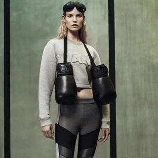 アレキサンダーワン(Alexander Wang)のALEXANDER WANG H&M ロゴ スウェット(トレーナー/スウェット)