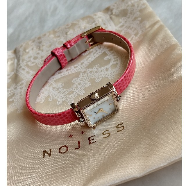 NOJESS(ノジェス)のノジェス腕時計 レディース ダイヤ ベルト4本付 ブレスクォーツ レディースのファッション小物(腕時計)の商品写真