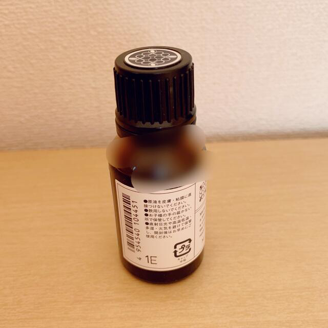 MARKS&WEB(マークスアンドウェブ)のmarks&web エッセンシャルオイル ゼラニウム 15ml コスメ/美容のリラクゼーション(エッセンシャルオイル（精油）)の商品写真