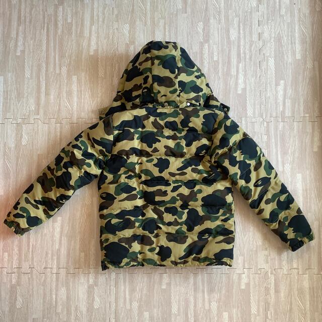 A BATHING APE アベイシングエイプ BAPE ダウンジャケット 迷彩 レディースのジャケット/アウター(ダウンジャケット)の商品写真